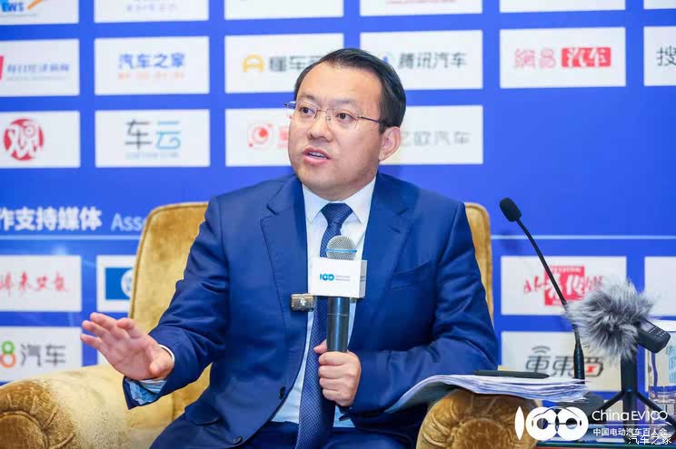 2025年中国电动汽车百人会论坛：吉利汽车战略成果与未来规划全解析
