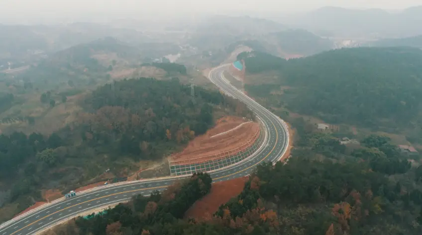 电力汽车在城市交通中的应用前景_做电力运维的发展前景_电力交易中心前景