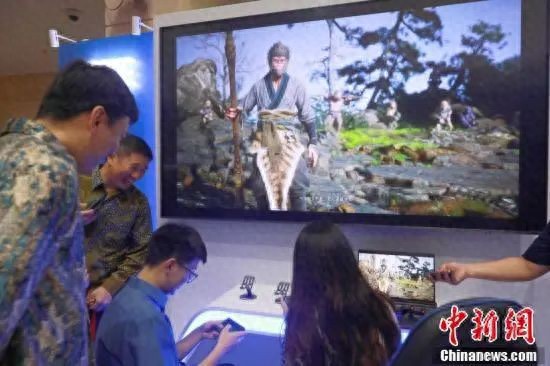 中国国产3A游戏黑神话：悟空全球上线引西游热，专家解读名著魅力与游戏传播作用