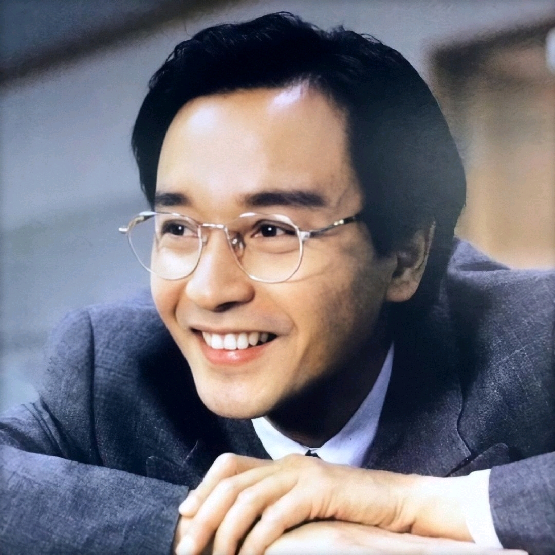 张国荣追的歌曲含义_张国荣的理想与追求_张国荣追表达什么