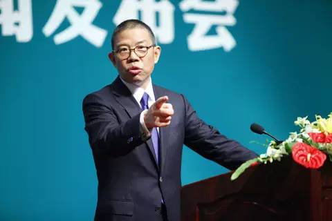 钟睒睒：中国商业孤狼的传奇归来与企业家精神的启示