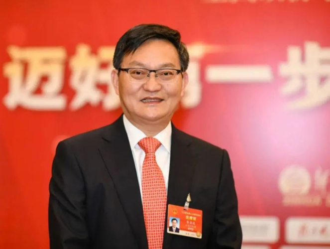 马化腾的战略管理能力_马化腾的一个创新案例_马化腾的全球视野与创新战略