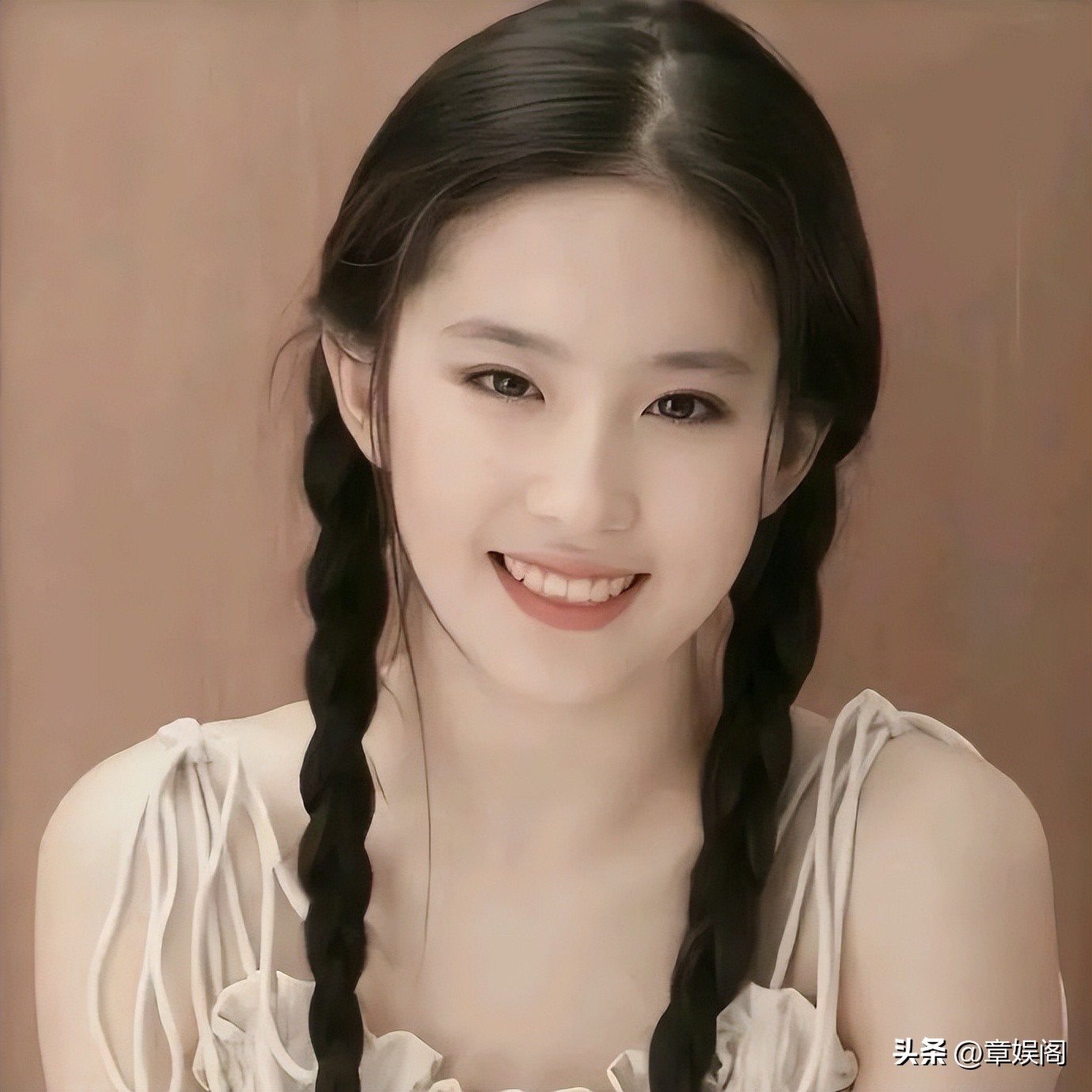 刘亦菲怎么能见到_刘亦菲全身像_在刘亦菲身上，我们看到了什么？