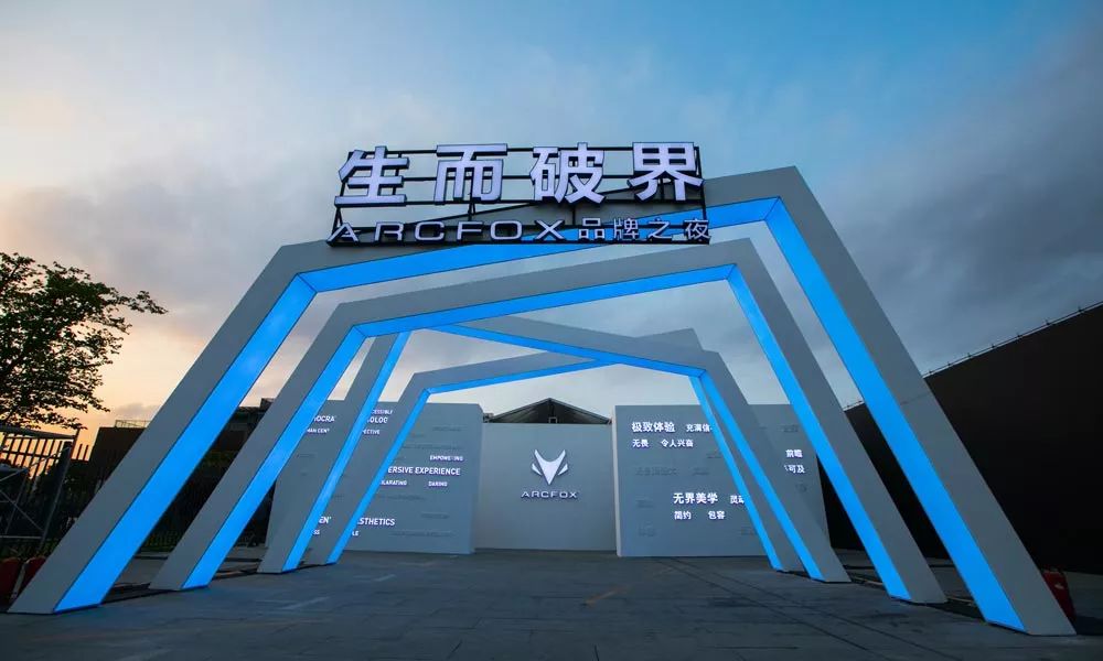 布加迪跑车视频_布加迪超级运动版_布加迪的运动版车型与驾驶魅力