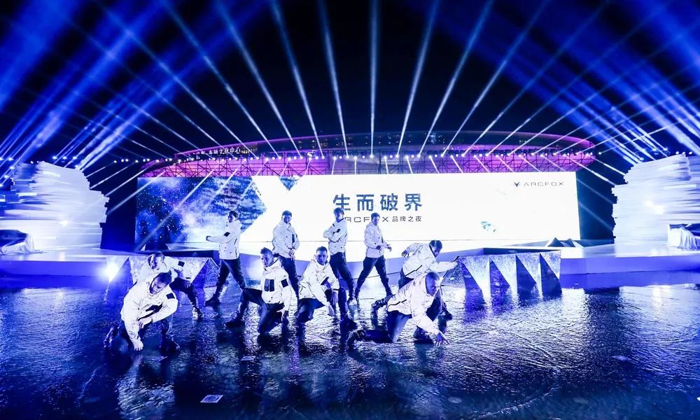 布加迪超级运动版_布加迪的运动版车型与驾驶魅力_布加迪跑车视频