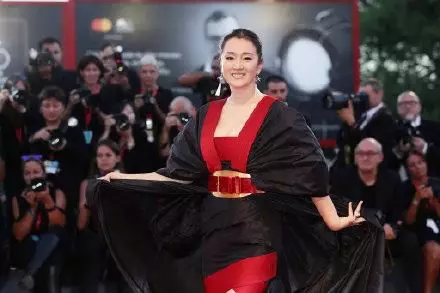 迷影巩俐心中形象是什么_巩俐代言迷幻之城_巩俐在影迷心中的形象