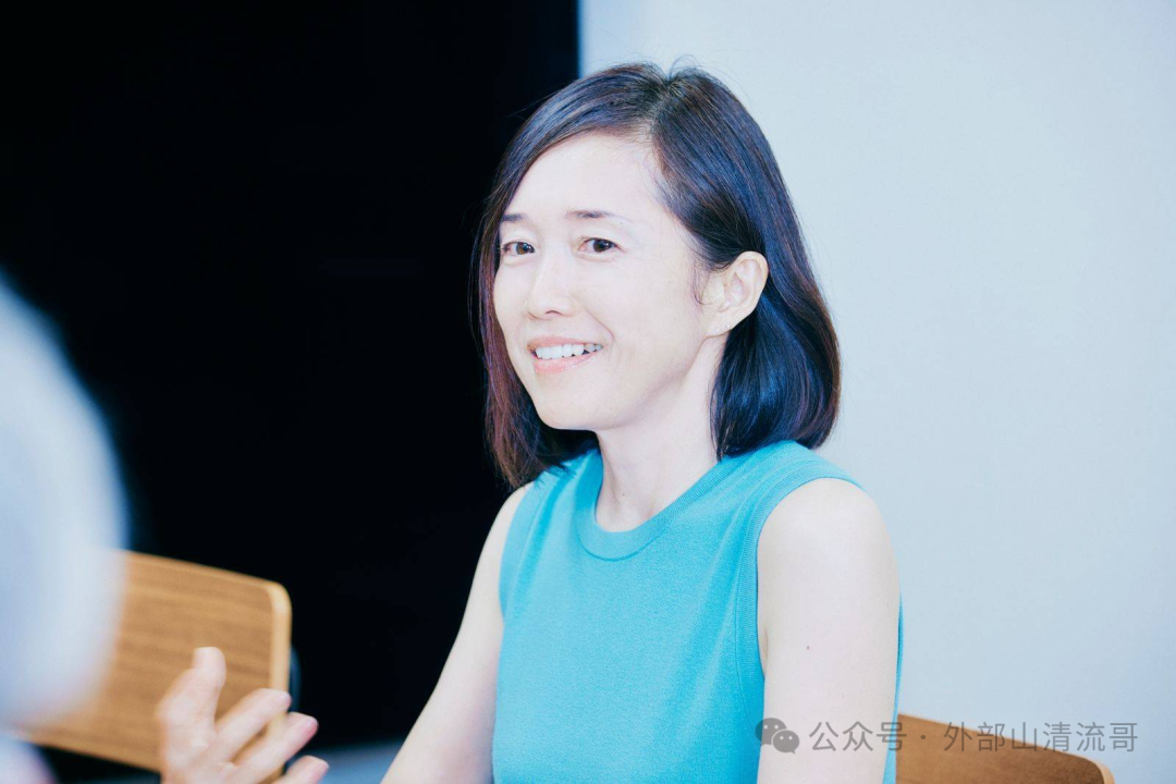 从教室到人生转折点：日本教师Aya Miyaguchi的觉醒与思考
